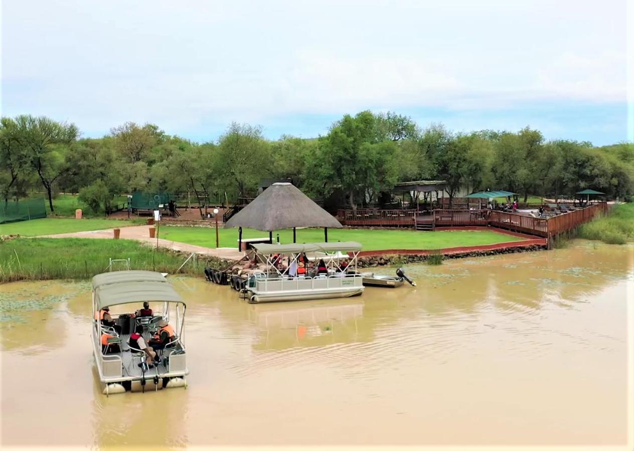 Crocodile Pools River Safaris Gaborone Kültér fotó