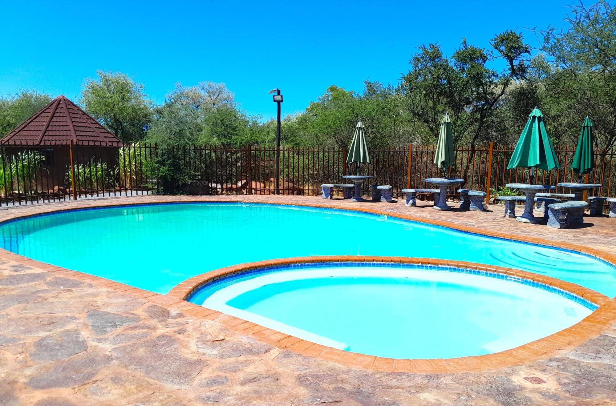 Crocodile Pools River Safaris Gaborone Kültér fotó